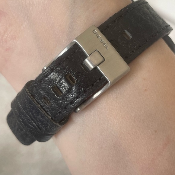 SOLD!!! DIESEL Vintage Cuff Watch - Picture 2 of 8